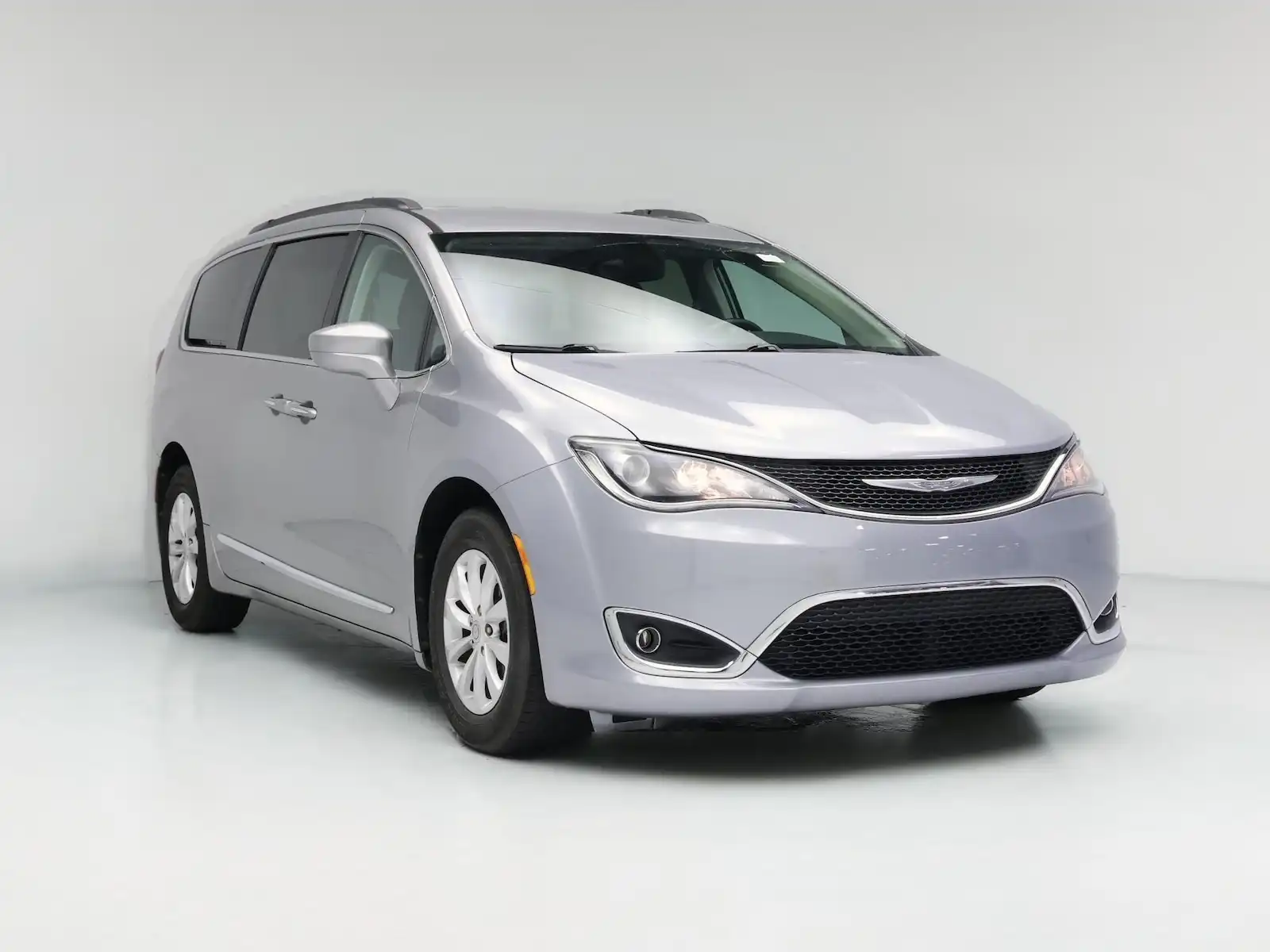 2017 Chrysler Pacifica Touring L's photo