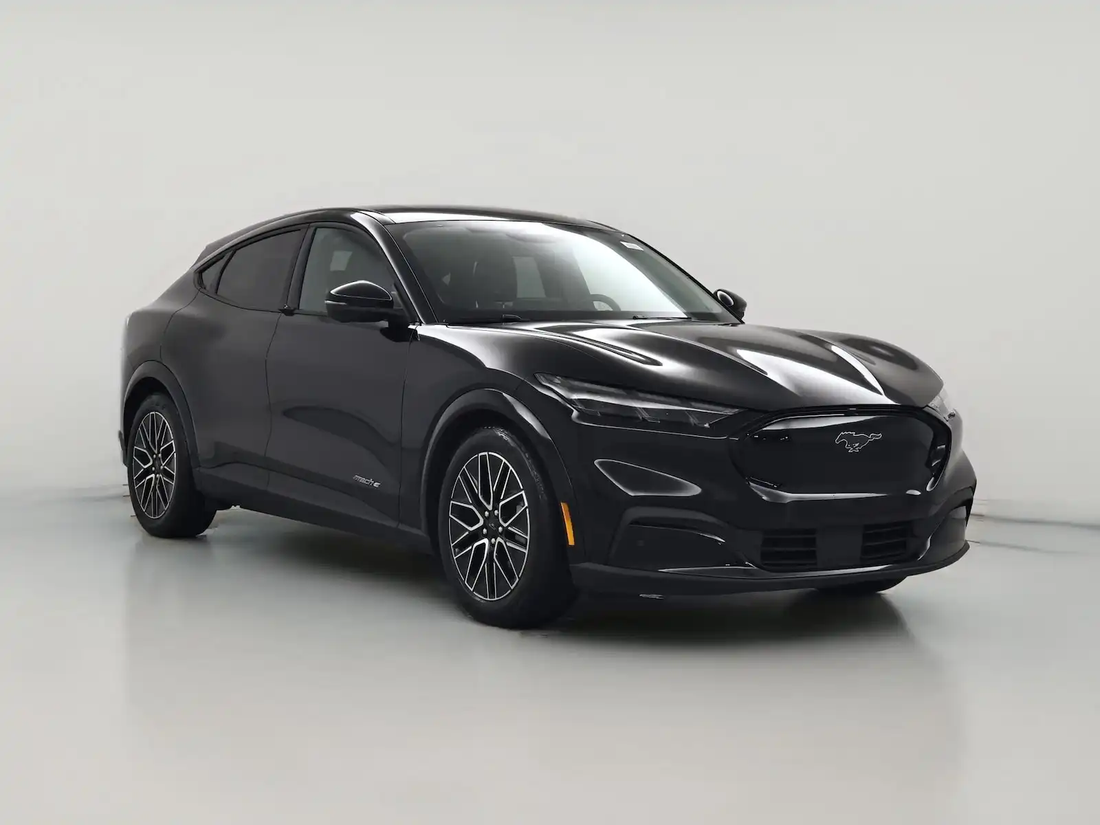 2025 Ford Mustang-Mach-e Premium's photo