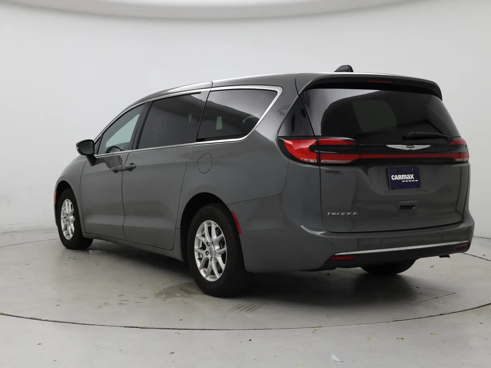 2025 Chrysler Pacifica Select photo 3