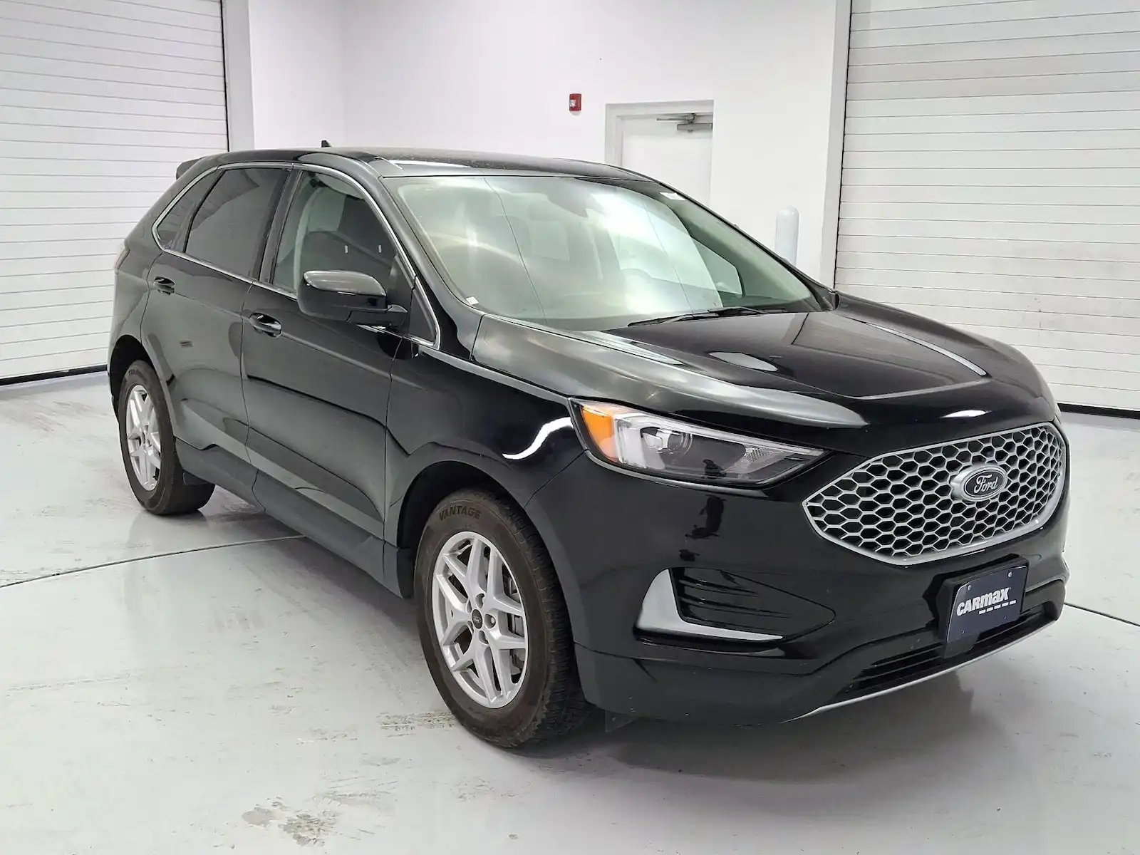 2024 Ford Edge SEL AWD's photo