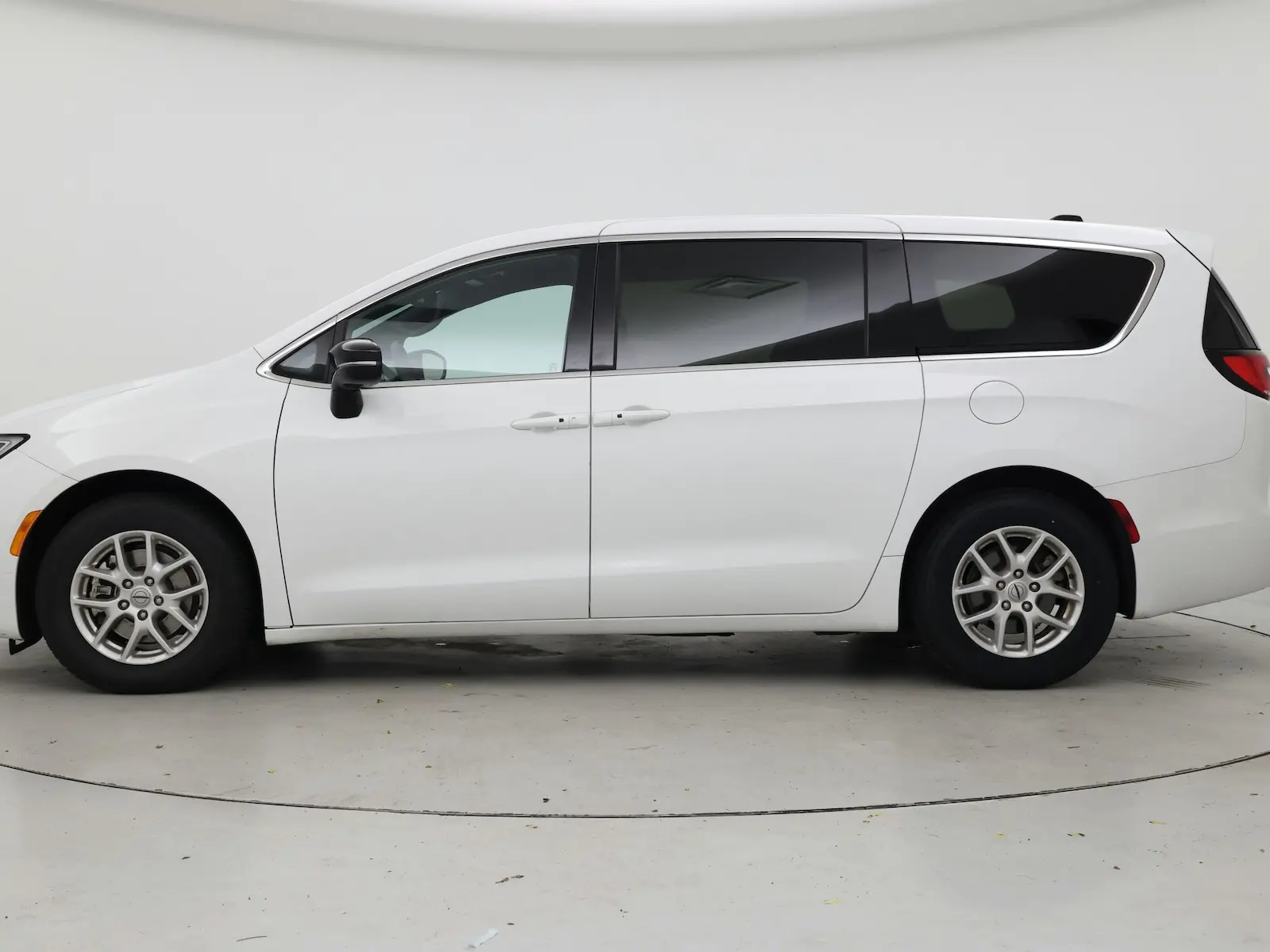 2025 Chrysler Pacifica Select photo 4