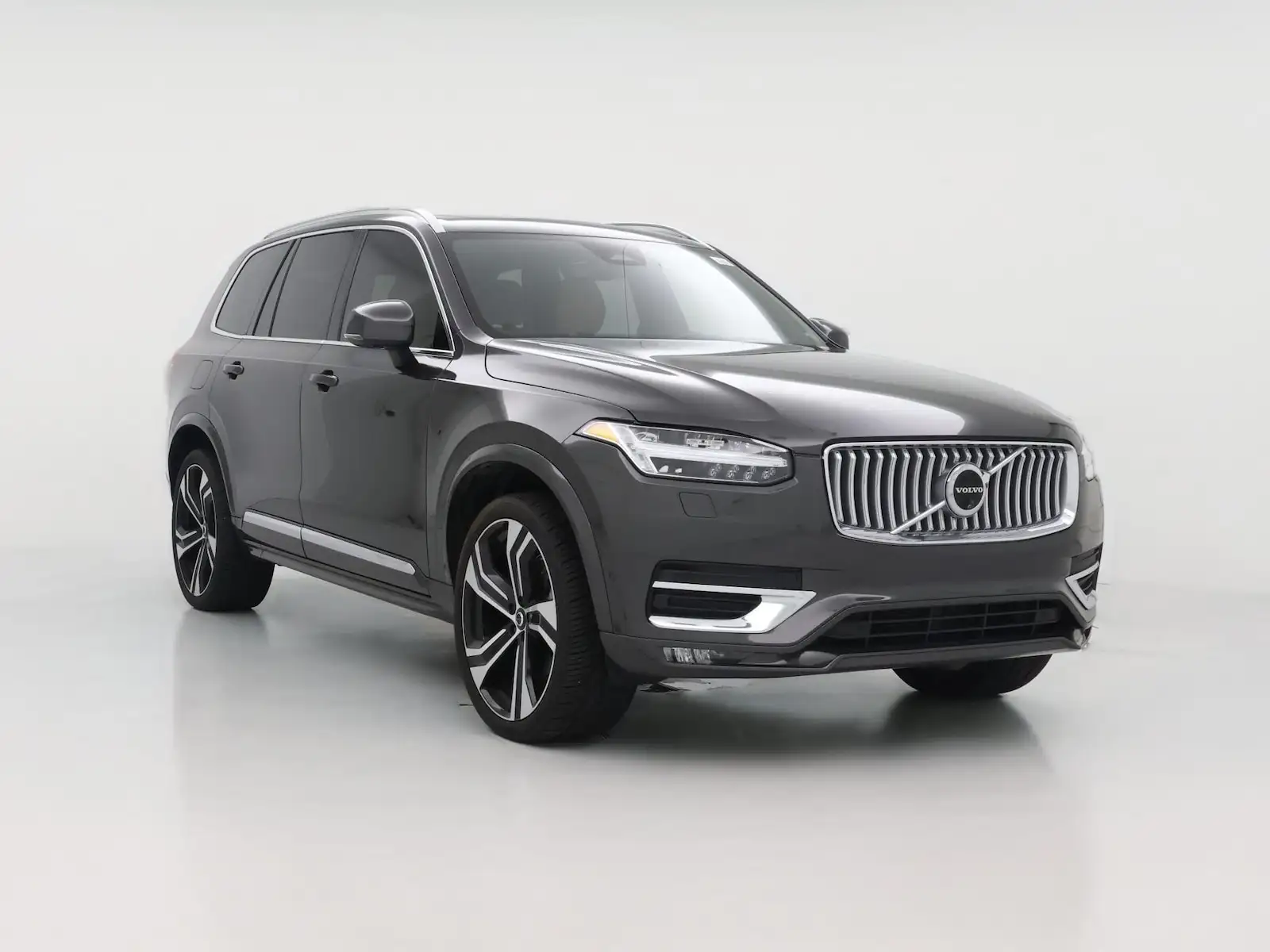 2024 Volvo XC90 B6 Ultimate 7-Seater Bright Theme AWD's photo