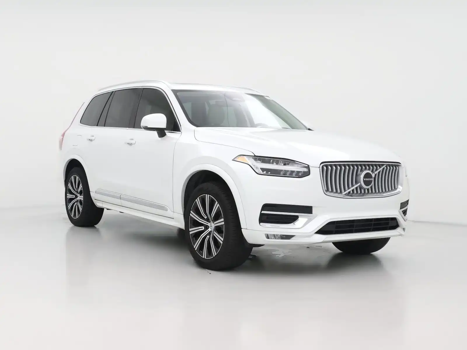 2025 Volvo XC90 B6 Core Bright AWD's photo