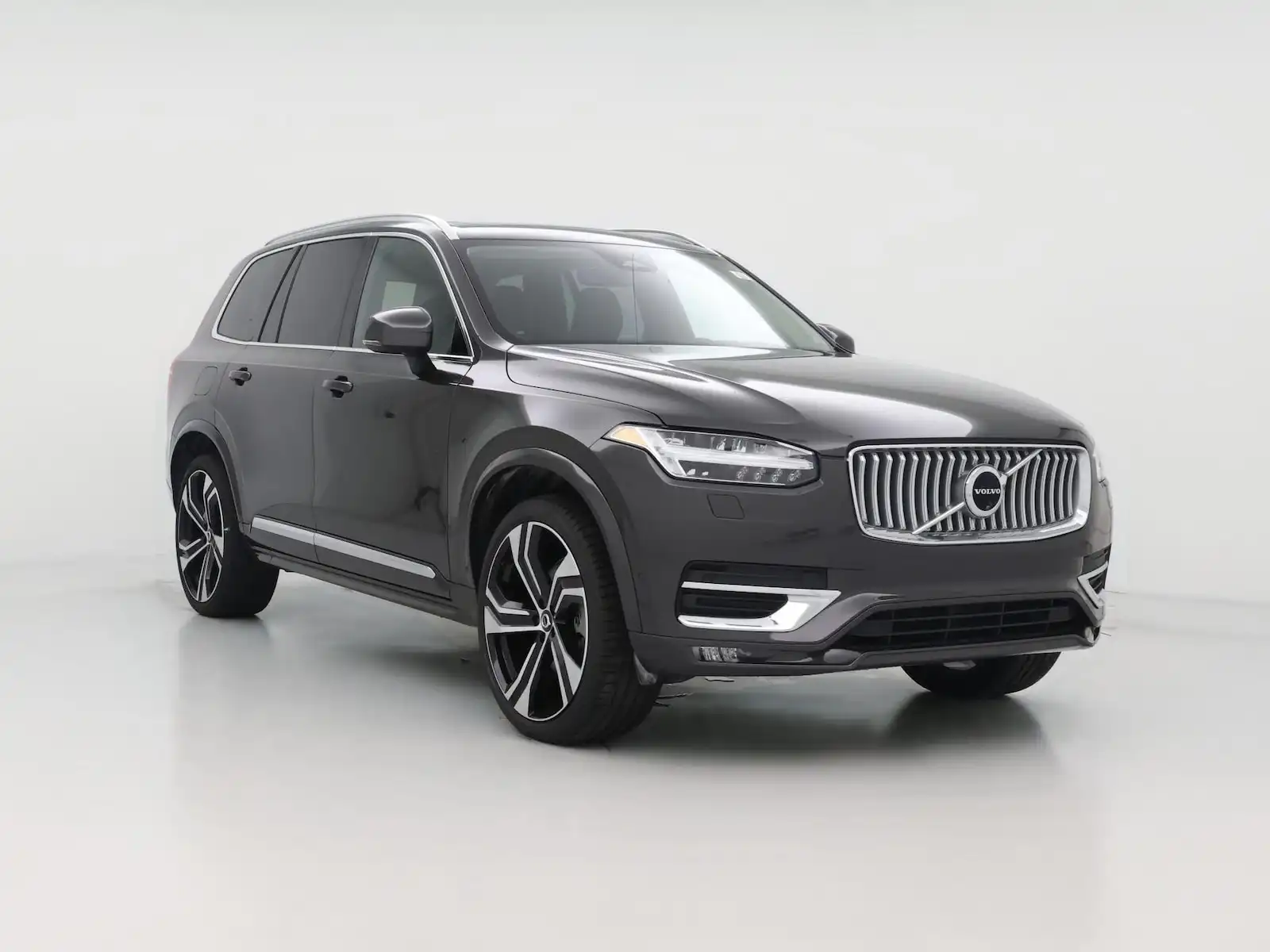 2024 Volvo XC90 B6 Ultimate 7-Seater Bright Theme AWD's photo