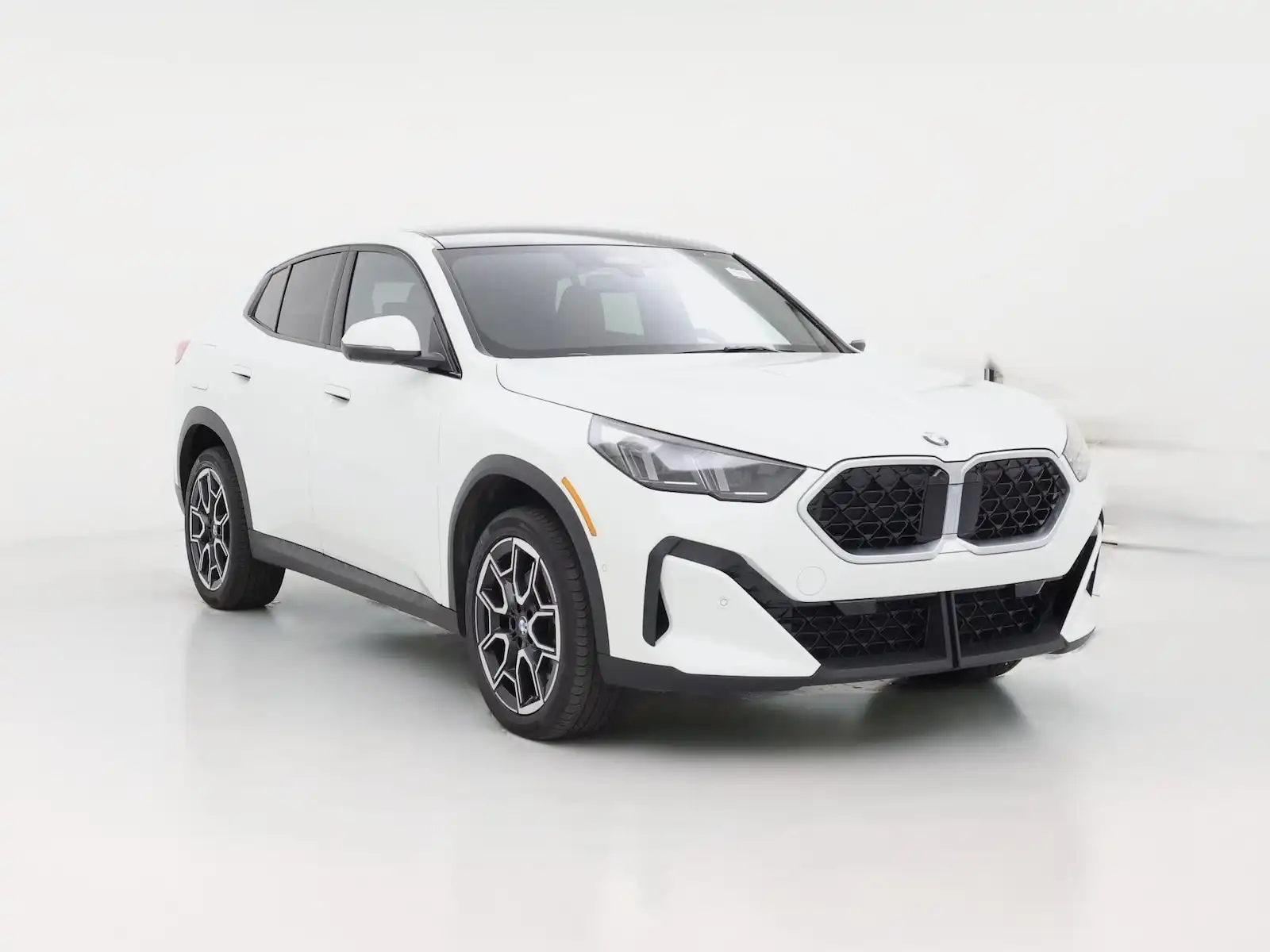 2026 BMW X2 xDrive28i's photo