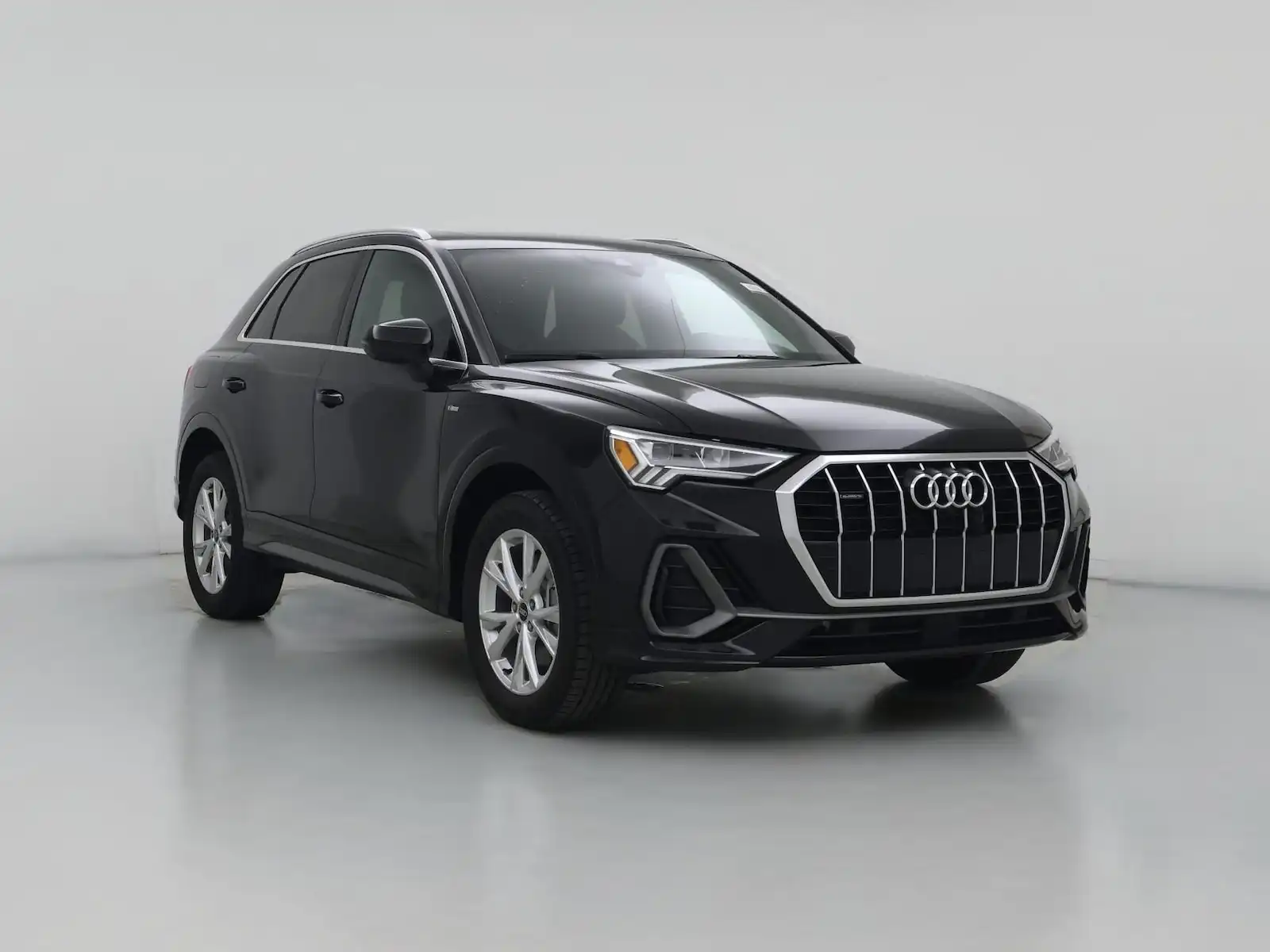 2023 Audi Q3 45 TFSI S Line Premium Plus quattro's photo