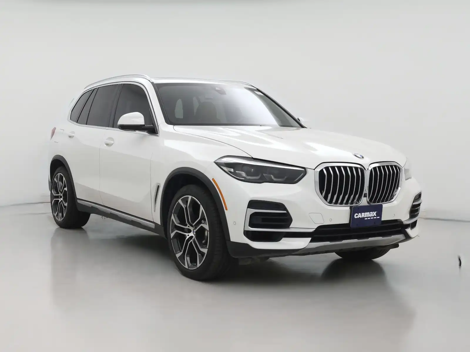 2022 BMW X5 sDrive40i's photo