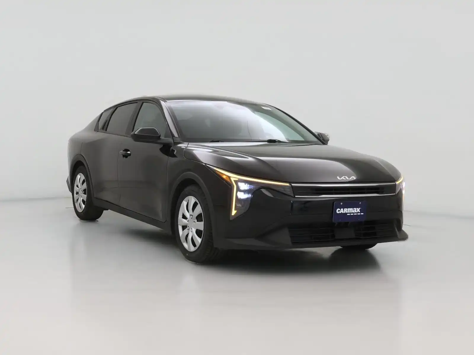 2025 Kia K4 LX Auto's photo