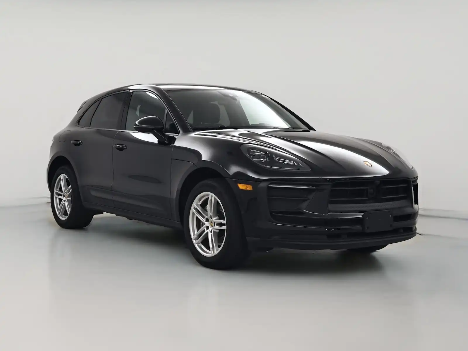 2023 Porsche Macan Base's photo