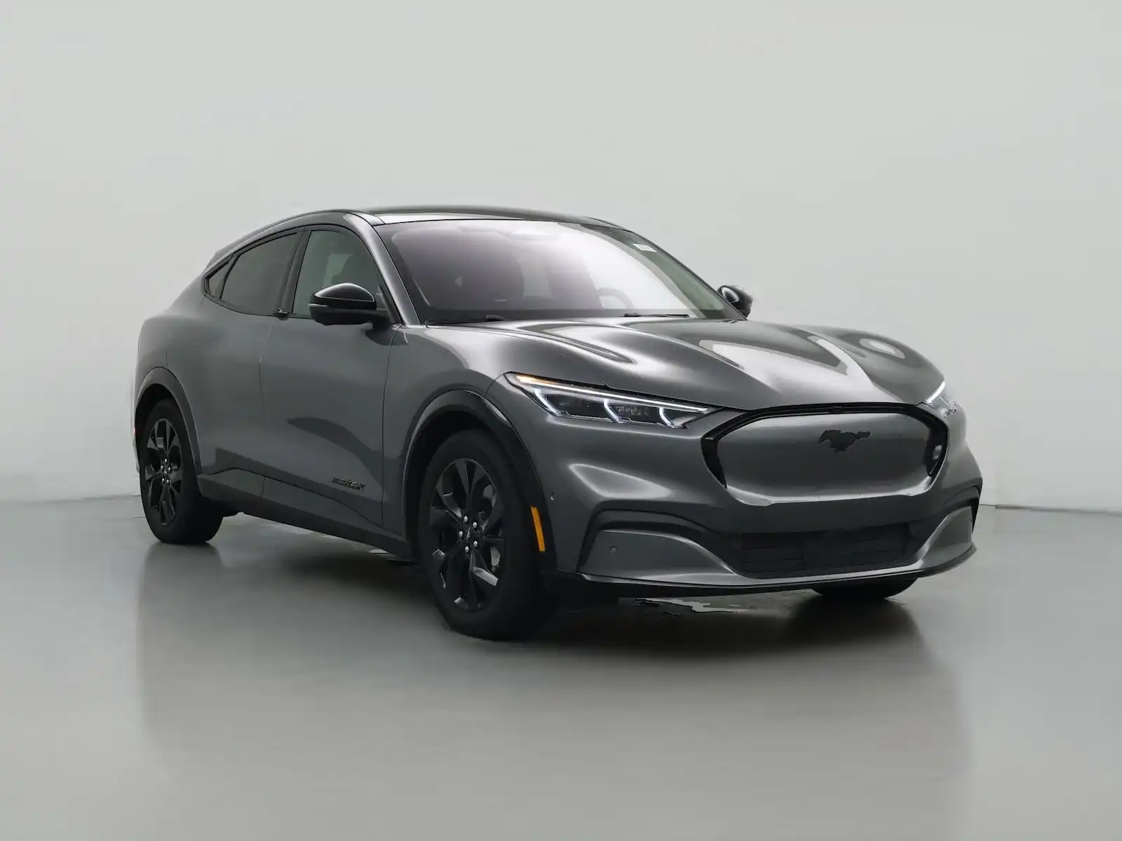 2023 Ford Mustang-Mach-e Premium's photo