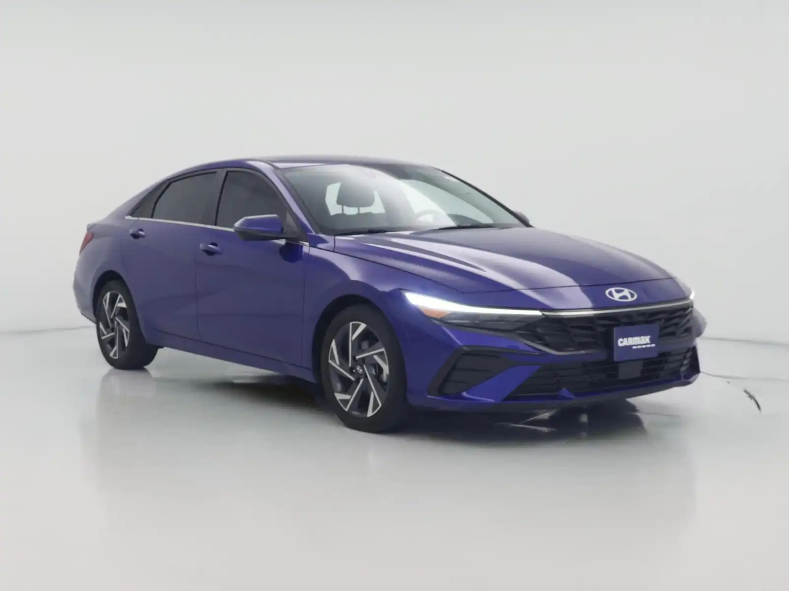 2024 Hyundai Elantra 2.0 Limited IVT's photo