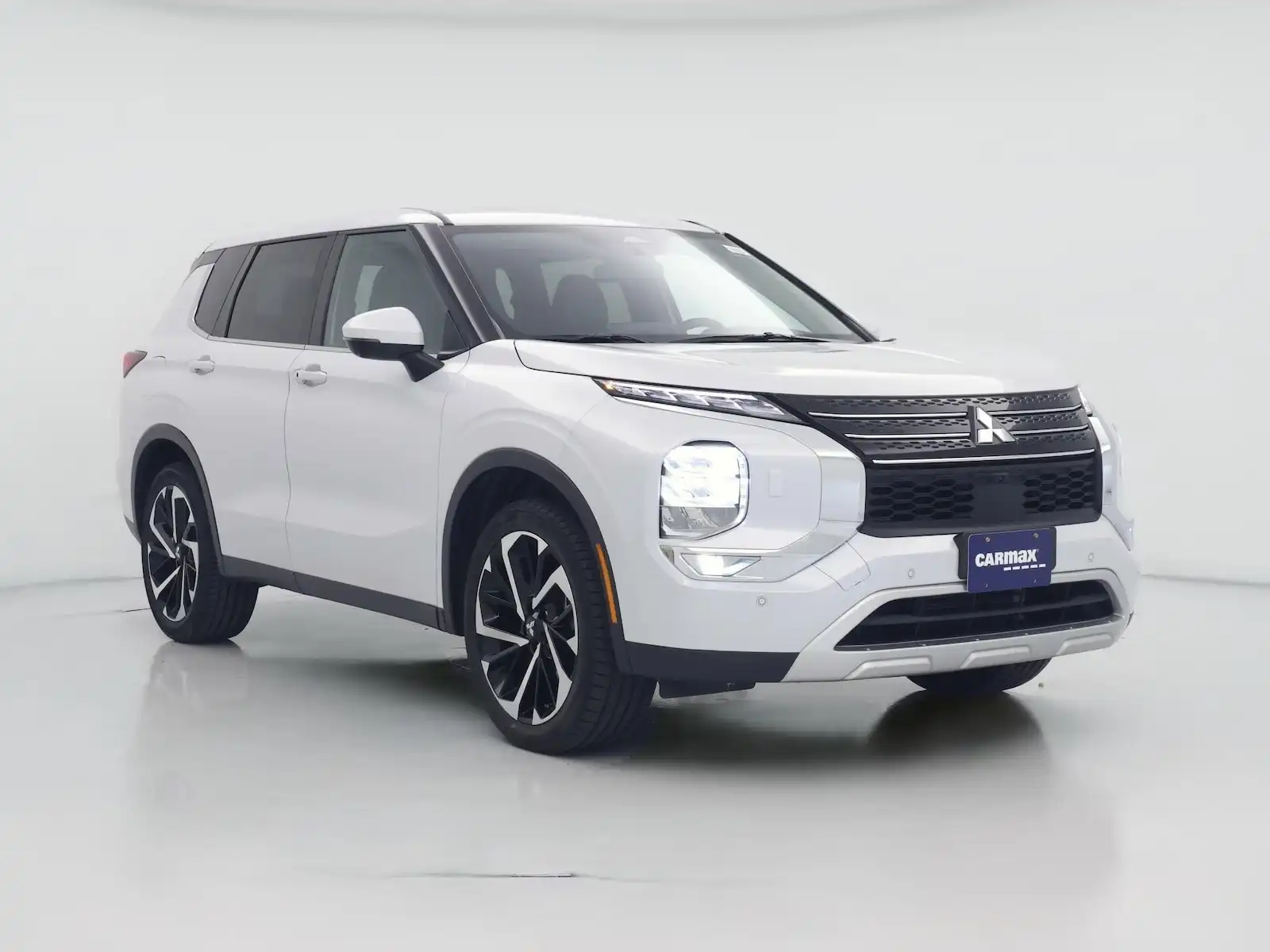2024 Mitsubishi Outlander SE S-AWC's photo