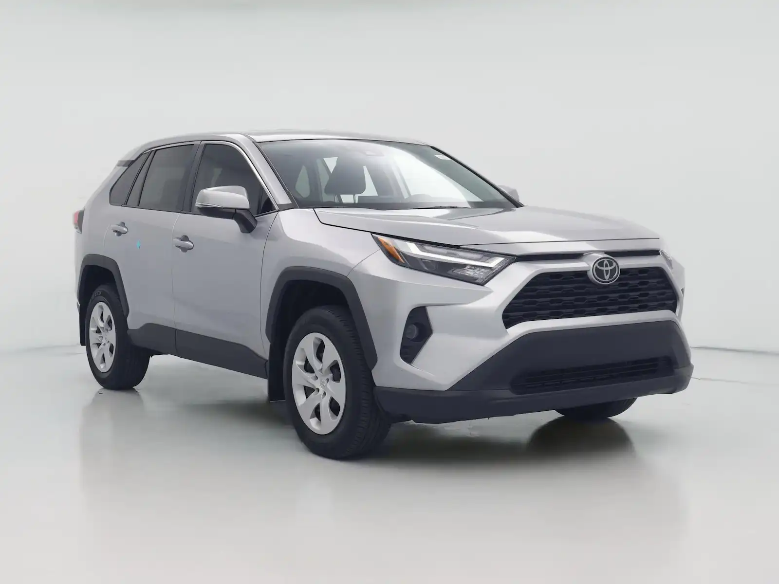2025 Toyota RAV4 LE FWD's photo