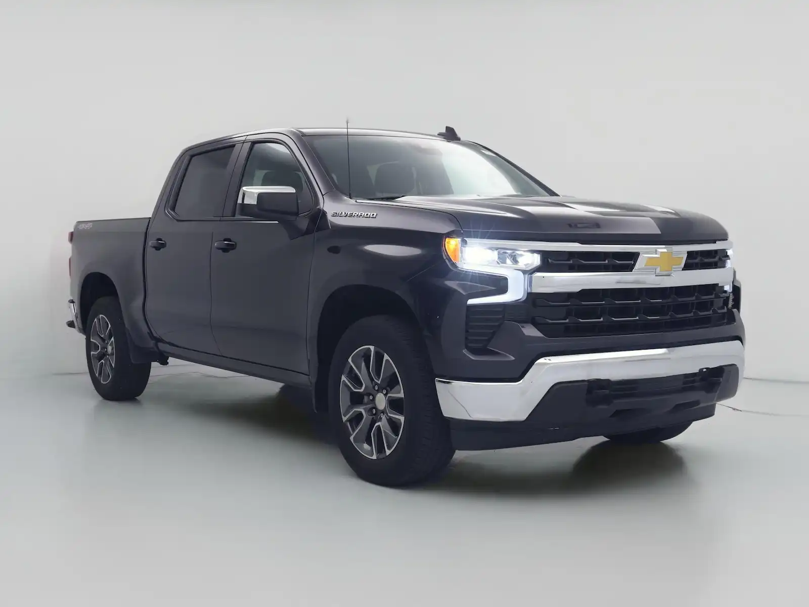 2024 Chevrolet Silverado 1500 LT 4WD Crew Cab Short Box 2FL's photo