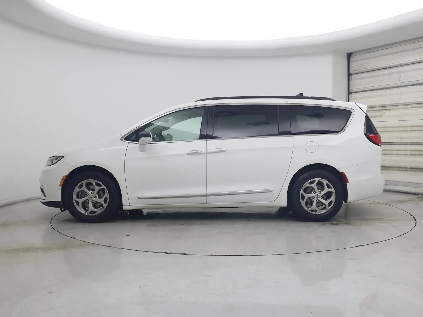 2022 Chrysler Pacifica Limited photo 4