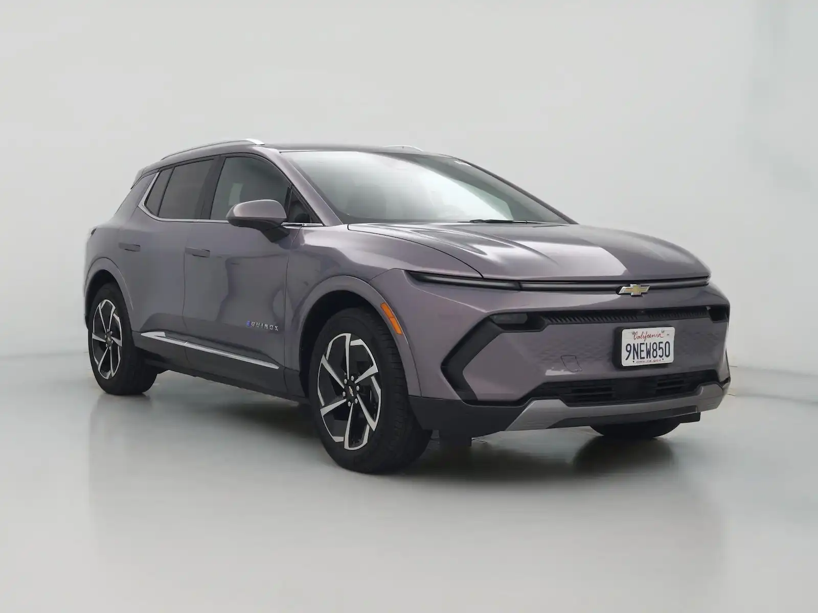 2024 Chevrolet Equinox EV 2LT FWD's photo
