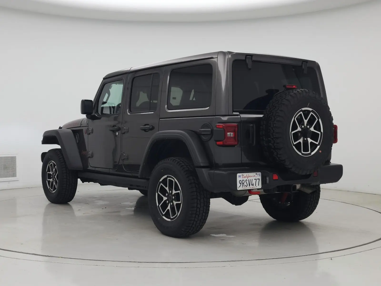 2025 Jeep Wrangler Rubicon photo 3