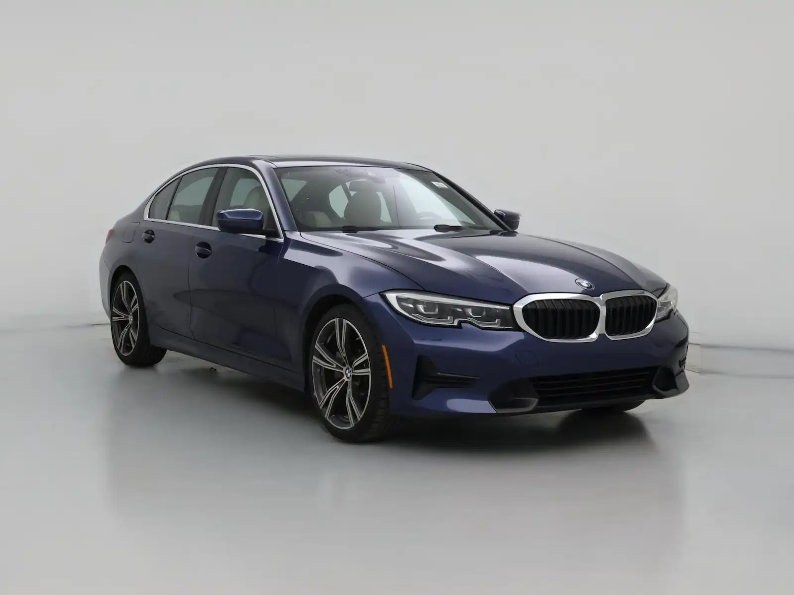 2022 BMW 3 Series 330i Sedan's photo