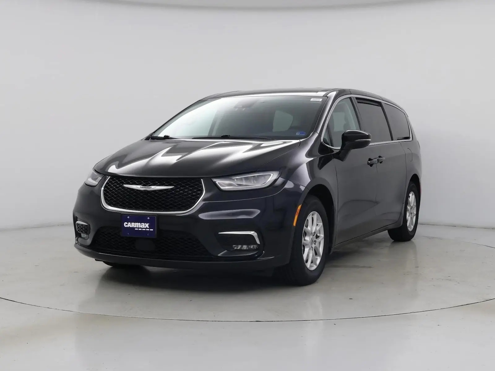 2023 Chrysler Pacifica Touring L photo 5