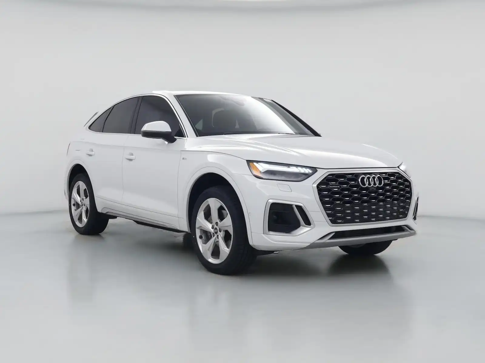 2023 Audi Q5 Sportback 45 Prestige's photo