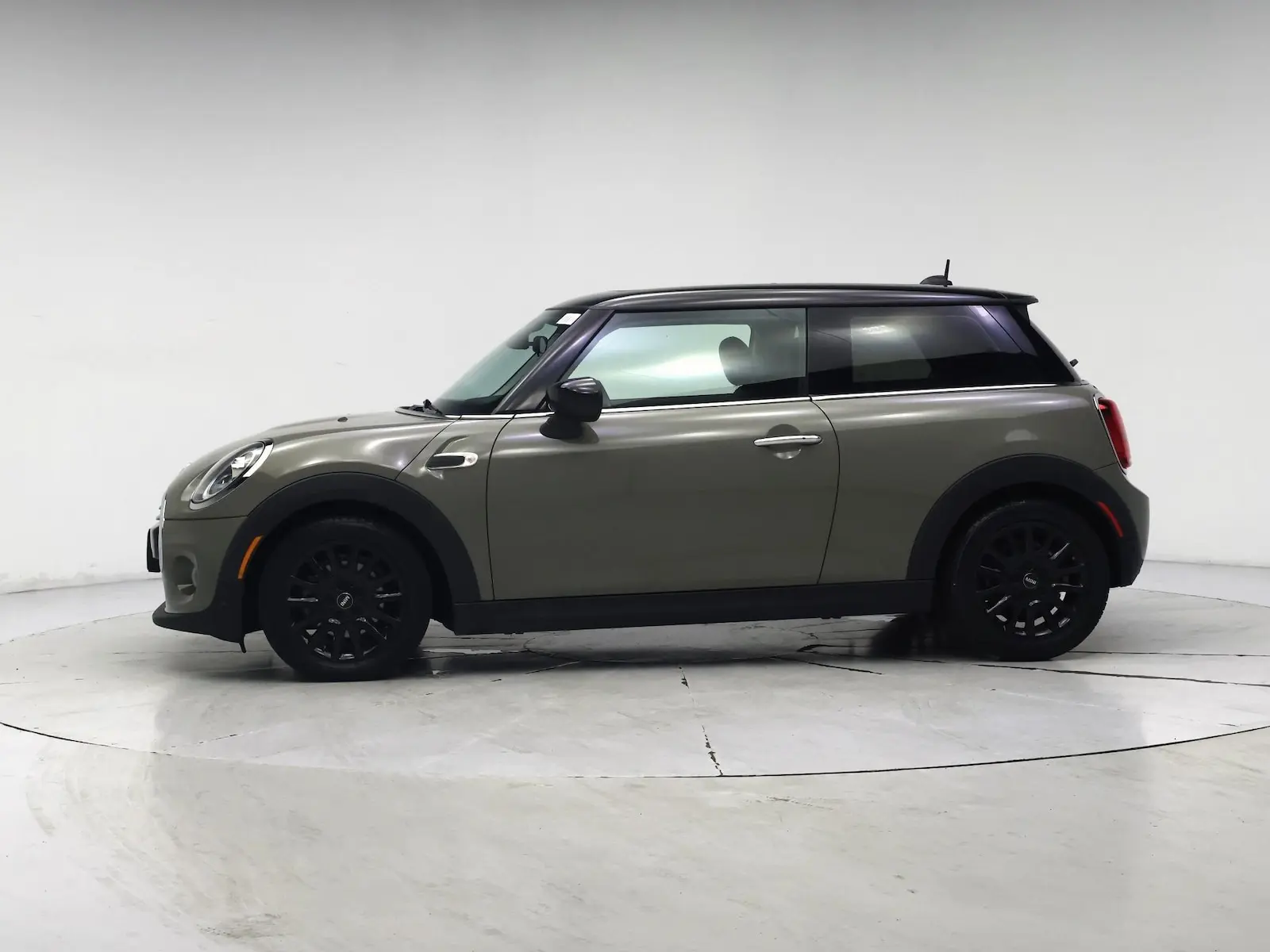 2020 MINI Hardtop Cooper Hardtop photo 4