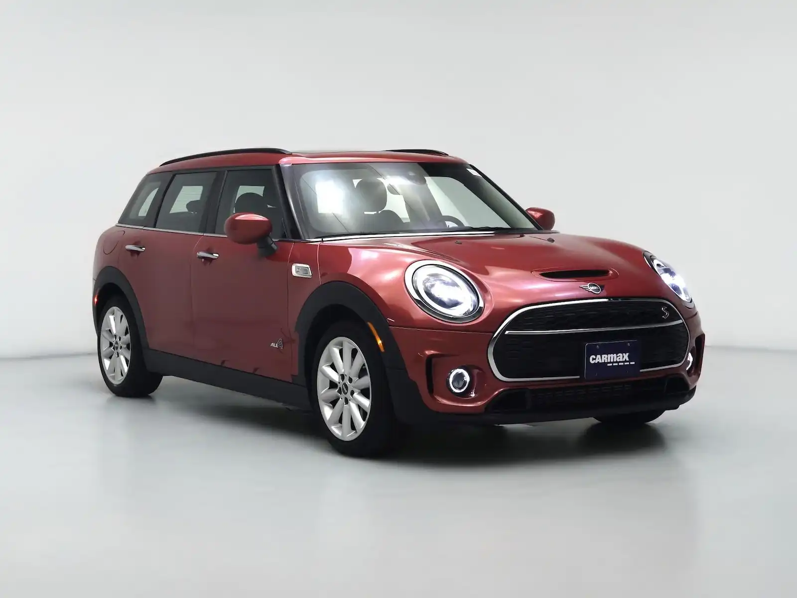 2022 MINI Clubman Cooper S ALL4's photo