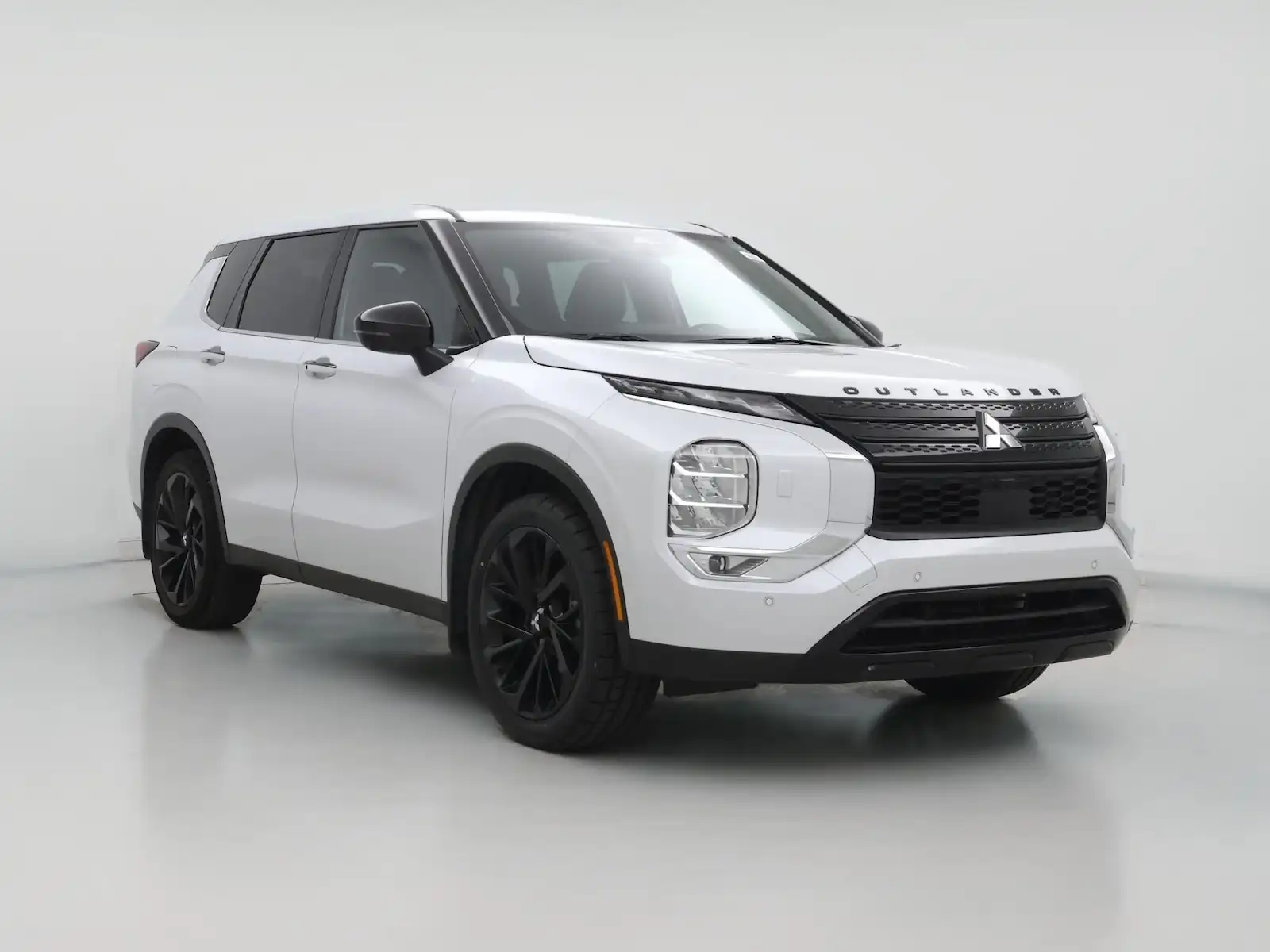 2023 Mitsubishi Outlander SE Black Edition S-AWC's photo