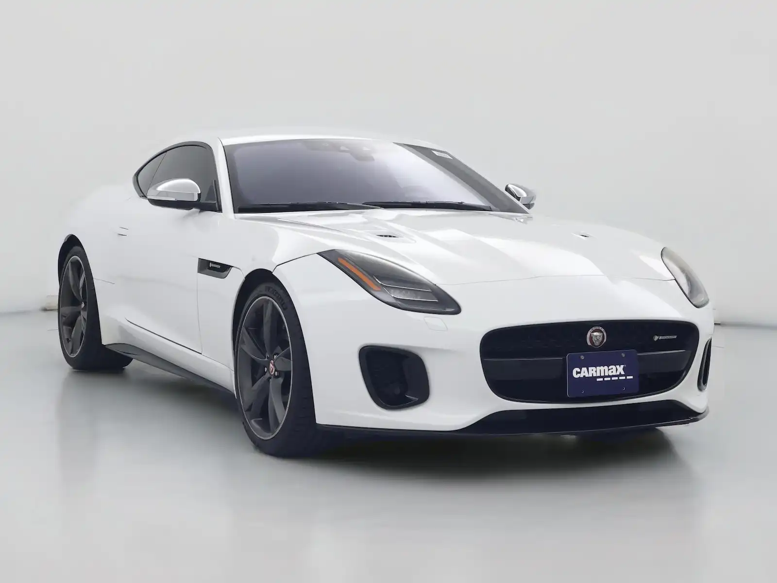 2019 Jaguar F-TYPE R-Dynamic AWD Coupe's photo