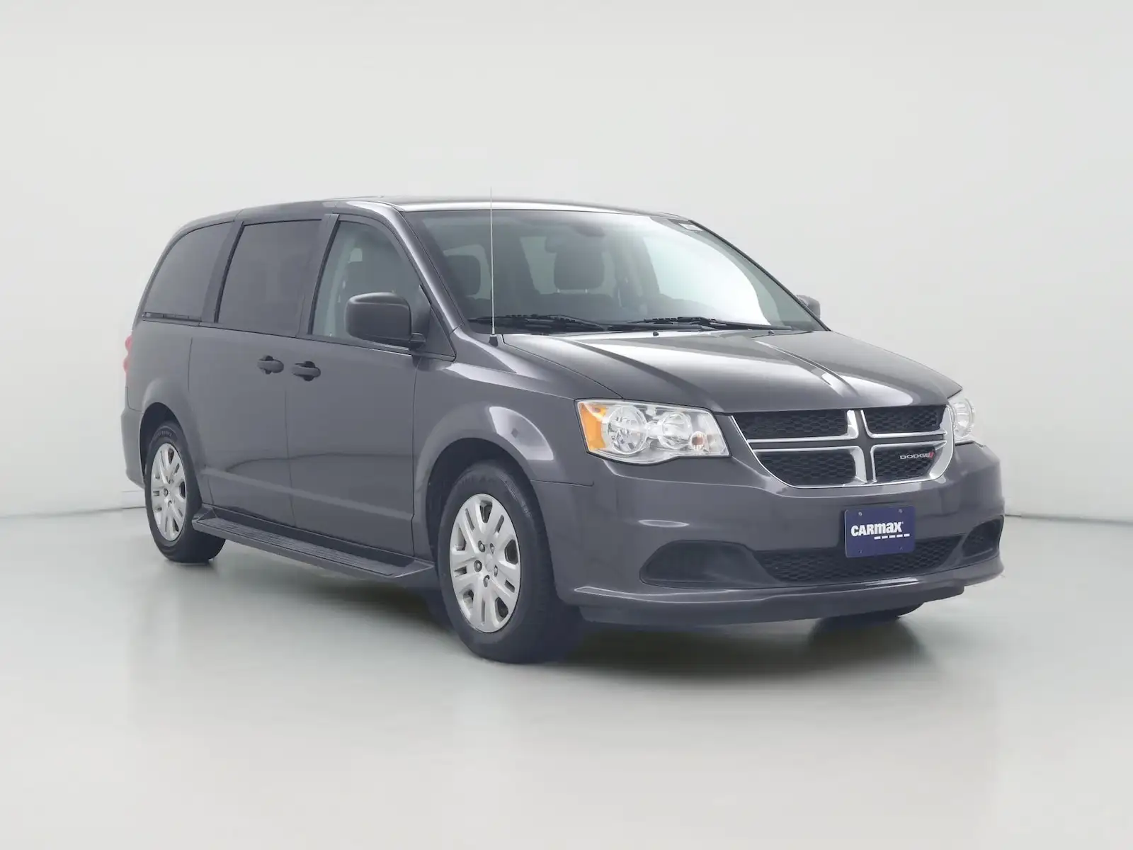 2019 Dodge Grand Caravan SE's photo