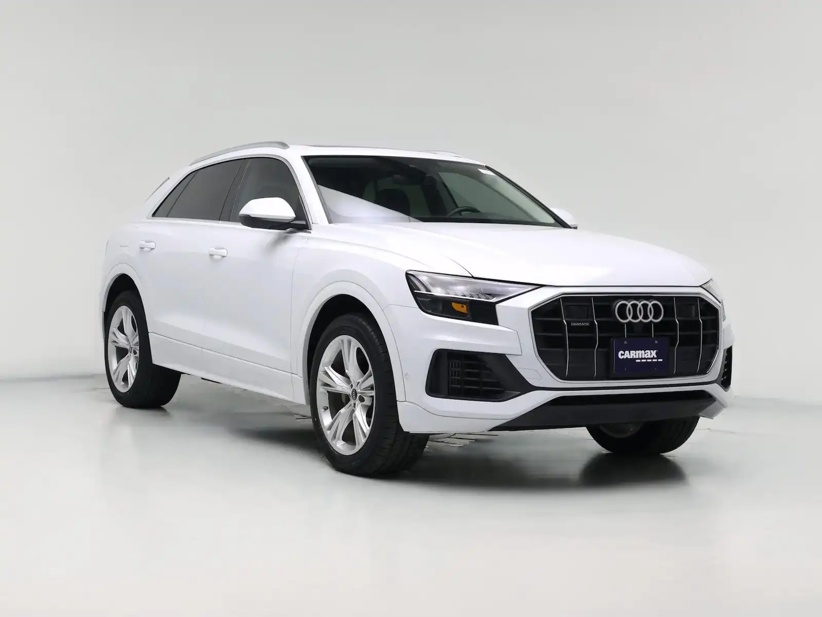 2023 Audi Q8 55 Premium quattro Tiptronic's photo