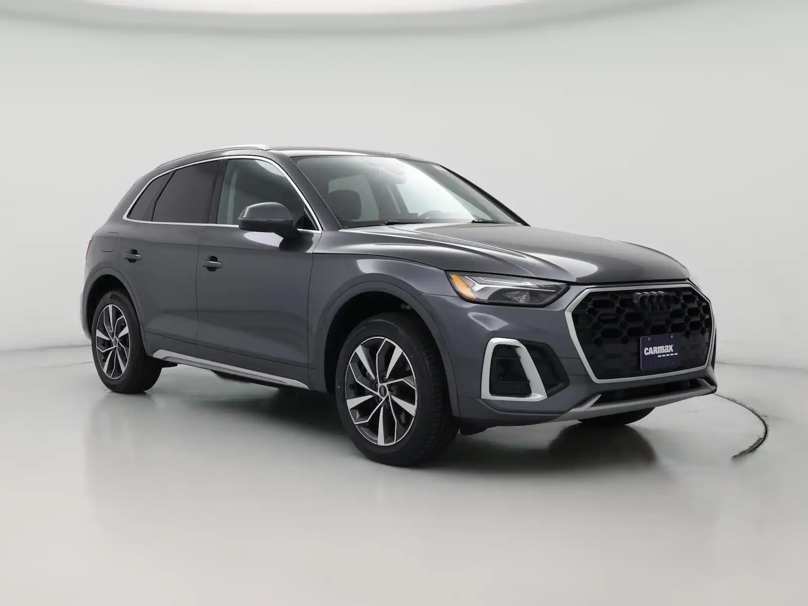 2023 Audi Q5 45 Premium Plus's photo