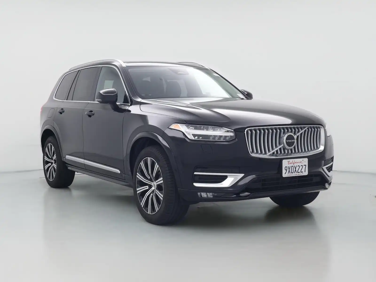 2025 Volvo XC90 B6 Plus Bright 7-Seater AWD's photo