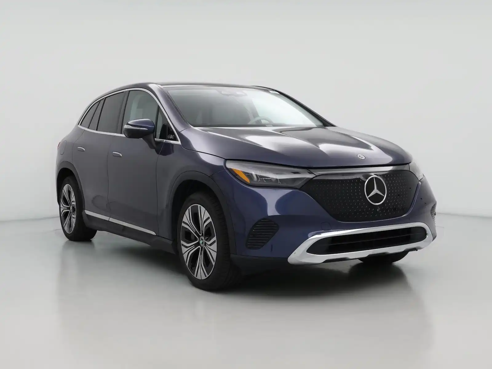 2023 Mercedes-Benz EQE SUV EQE350 4MATIC's photo