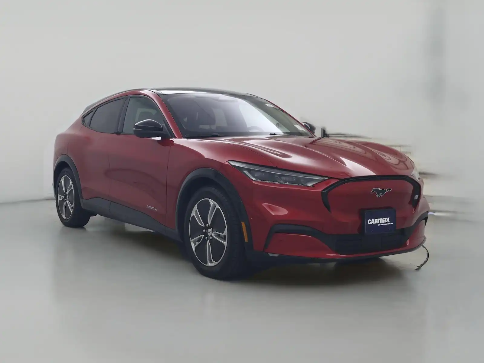 2023 Ford Mustang-Mach-e Premium's photo