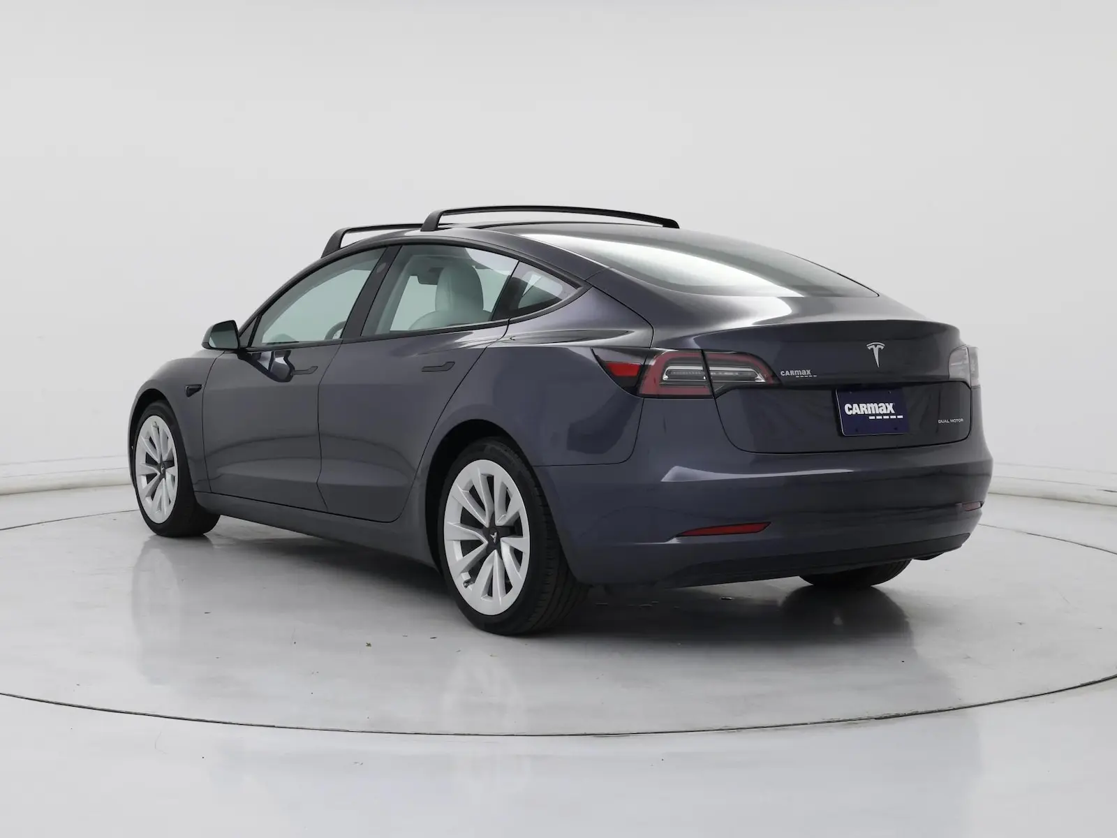 2023 Tesla Model 3 Long Range photo 3
