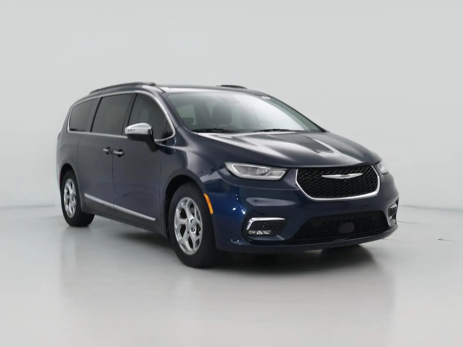 2023 Chrysler Pacifica Limited photo 1
