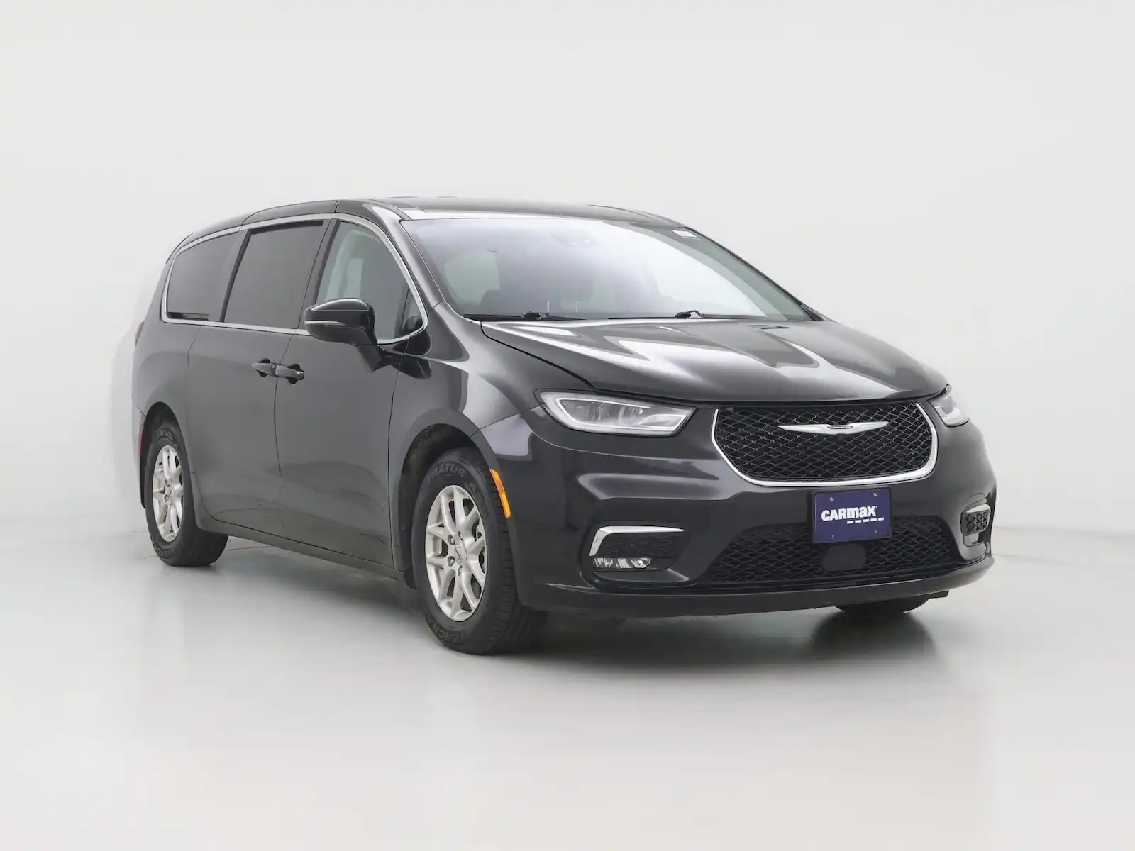 2024 Chrysler Pacifica Touring L's photo
