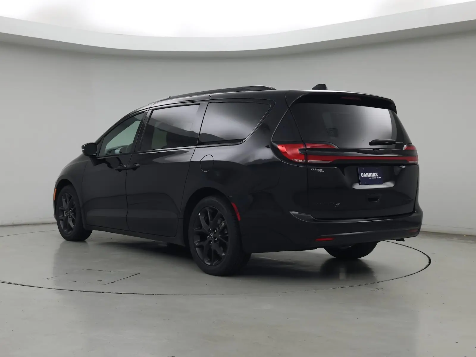2025 Chrysler Pacifica Limited photo 3