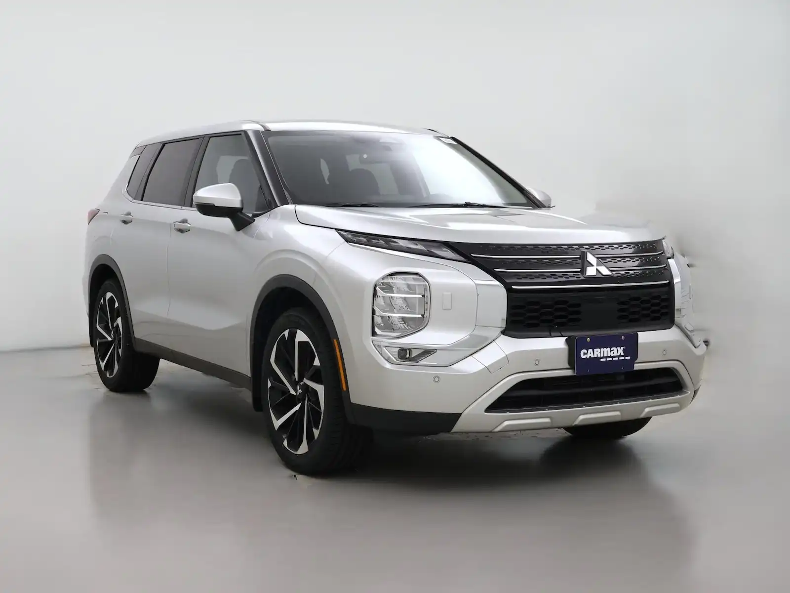 2024 Mitsubishi Outlander SE S-AWC's photo