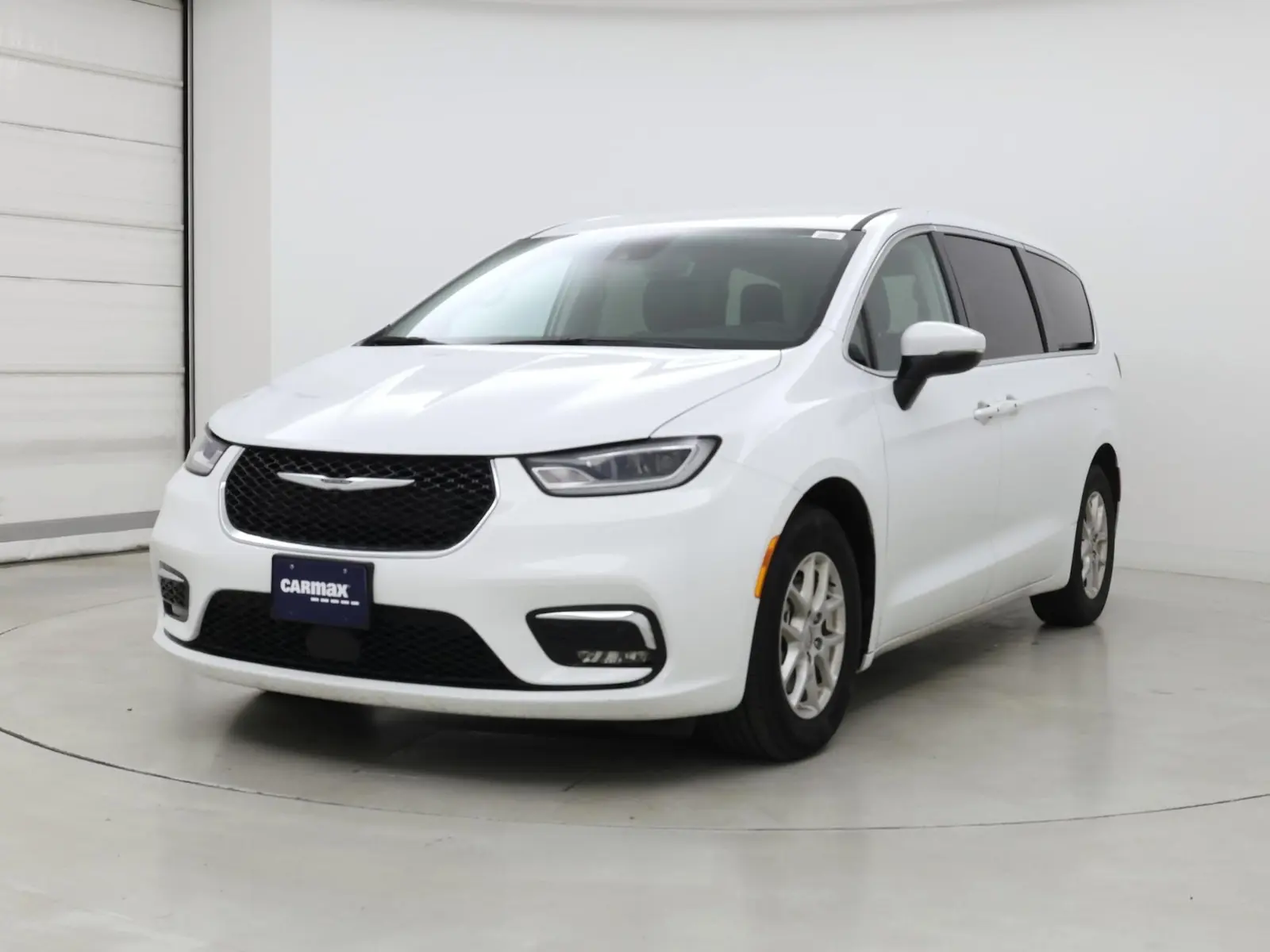 2023 Chrysler Pacifica Touring L photo 5