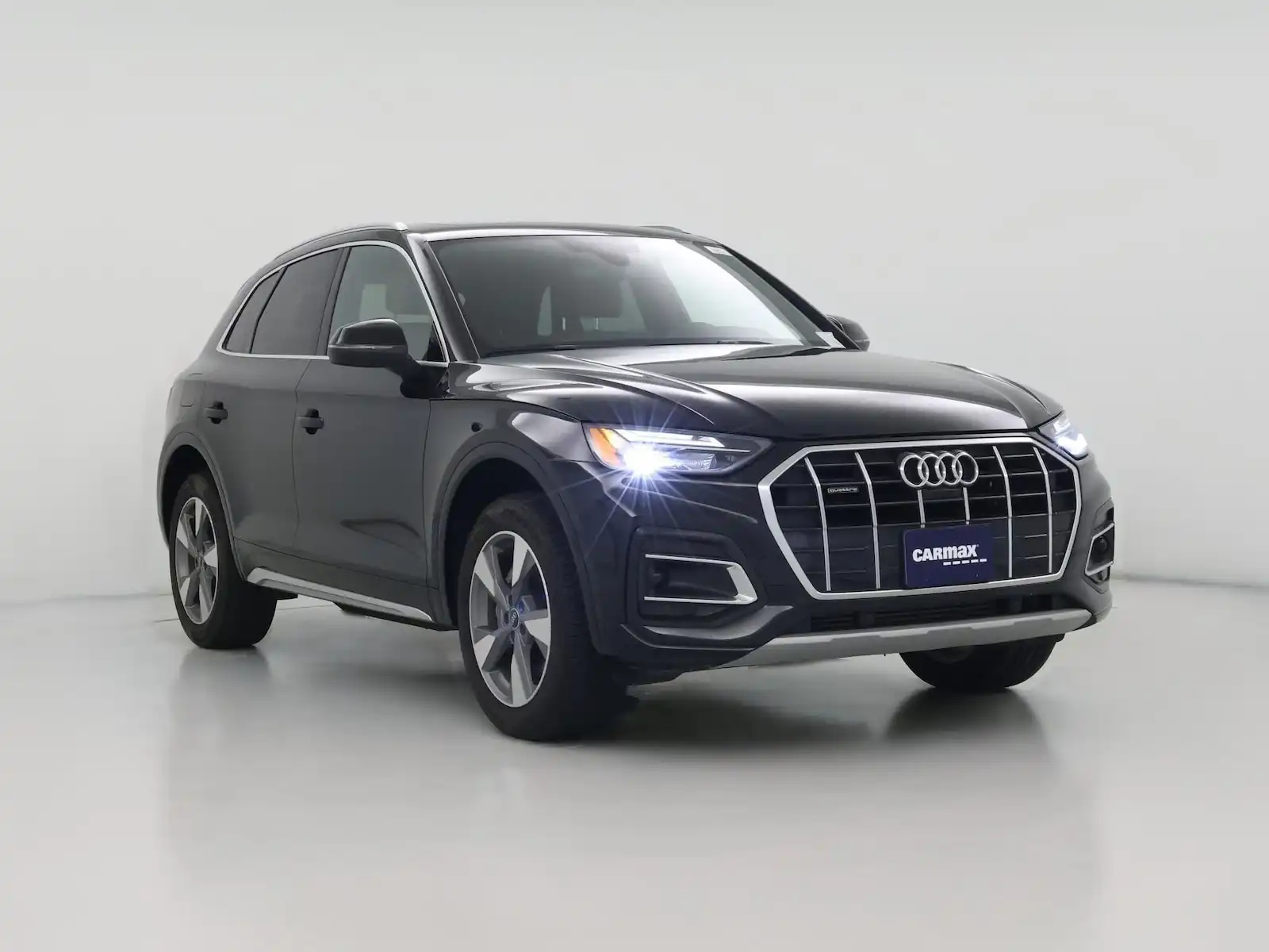 2023 Audi Q5 40 Premium Plus's photo