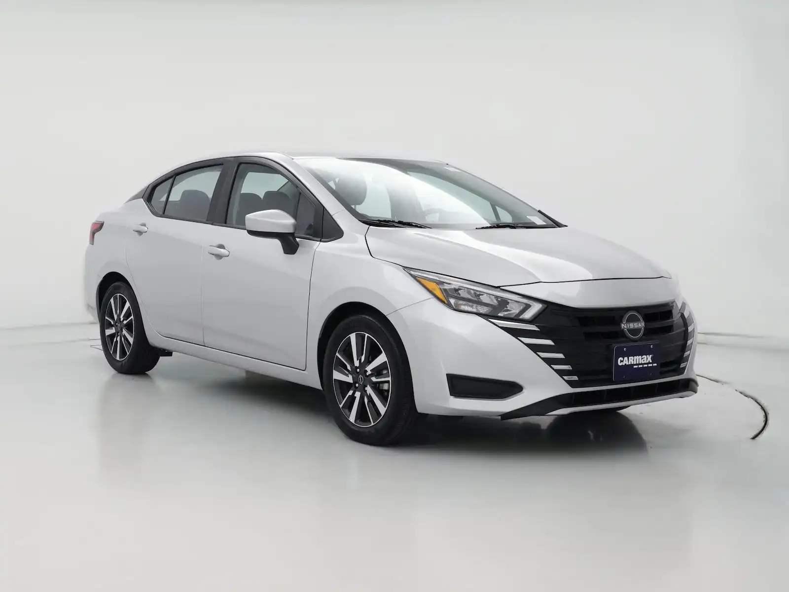 2025 Nissan Versa 1.6 SV CVT's photo