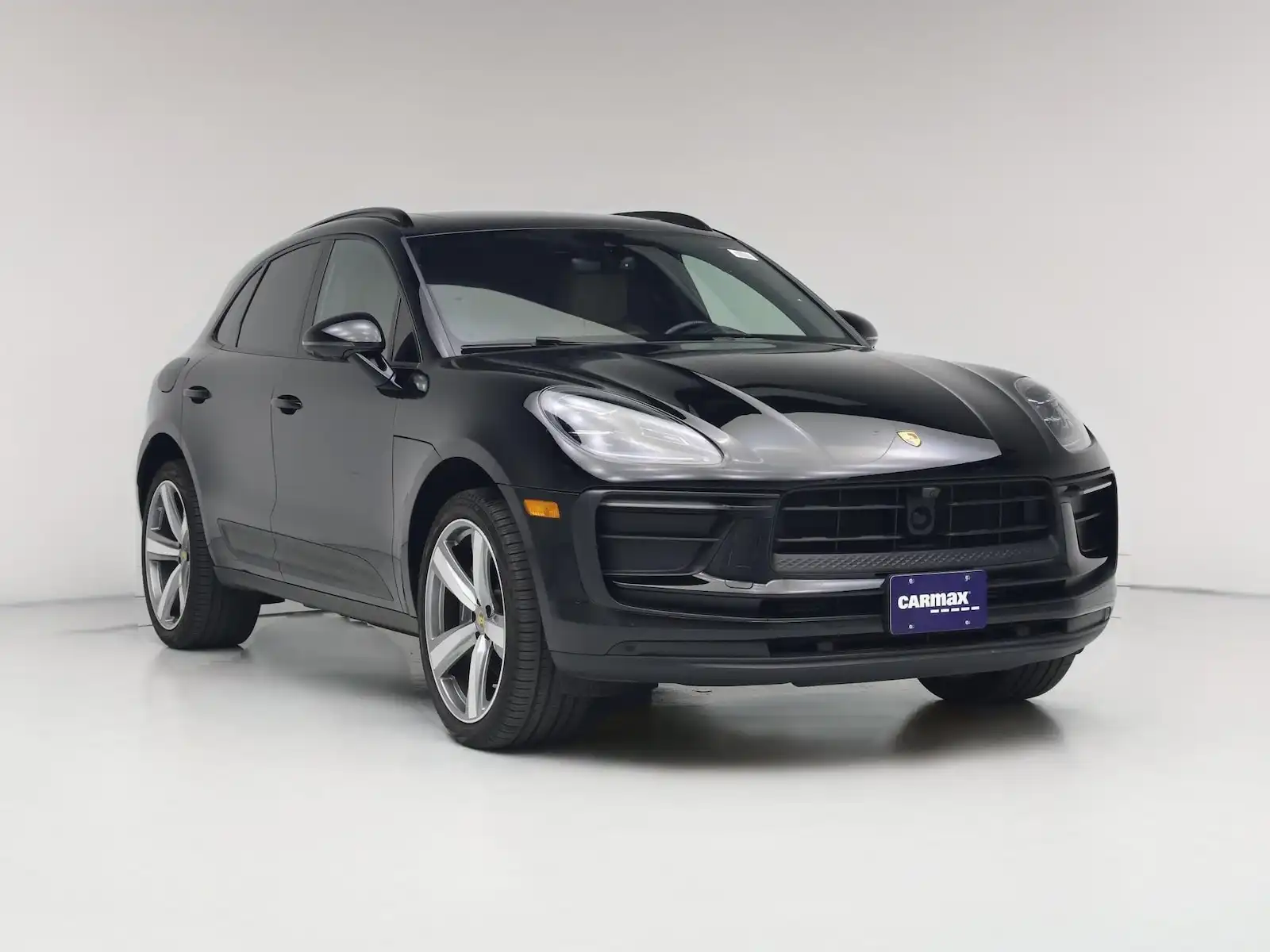 2024 Porsche Macan Base's photo