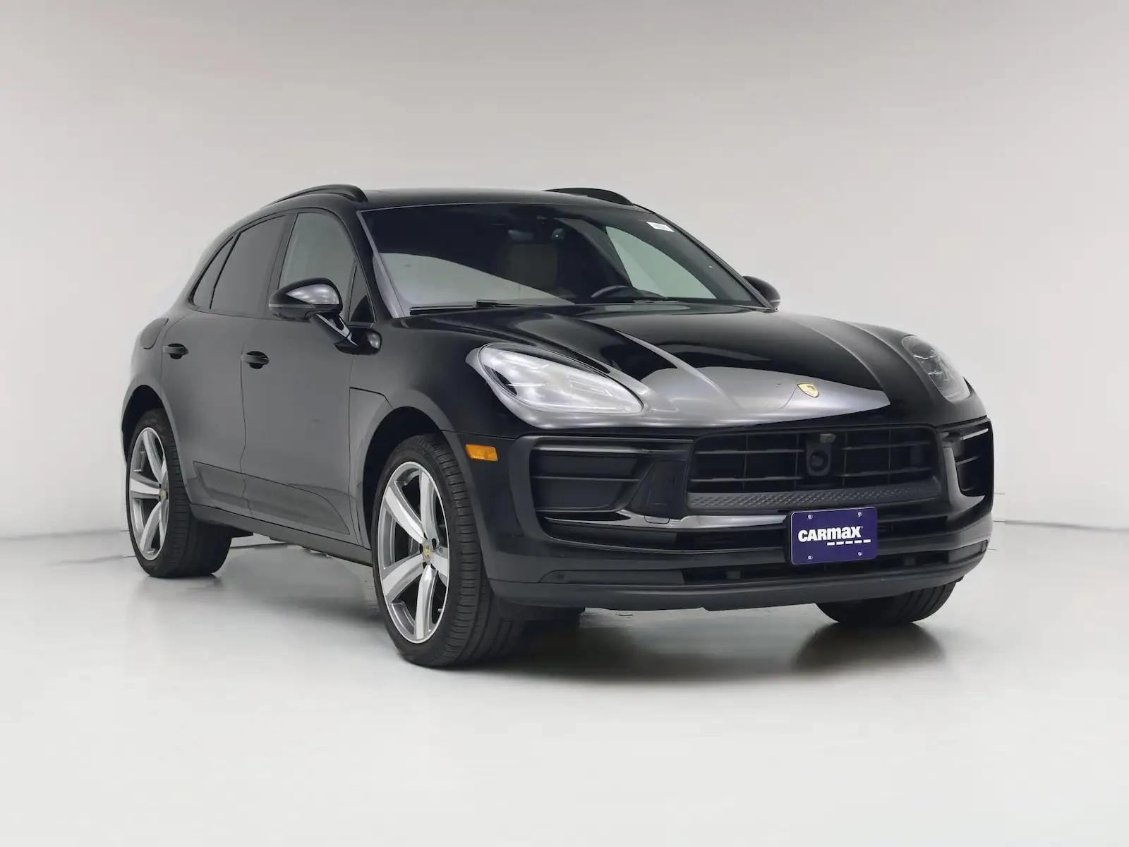 2024 Porsche Macan Base photo 1