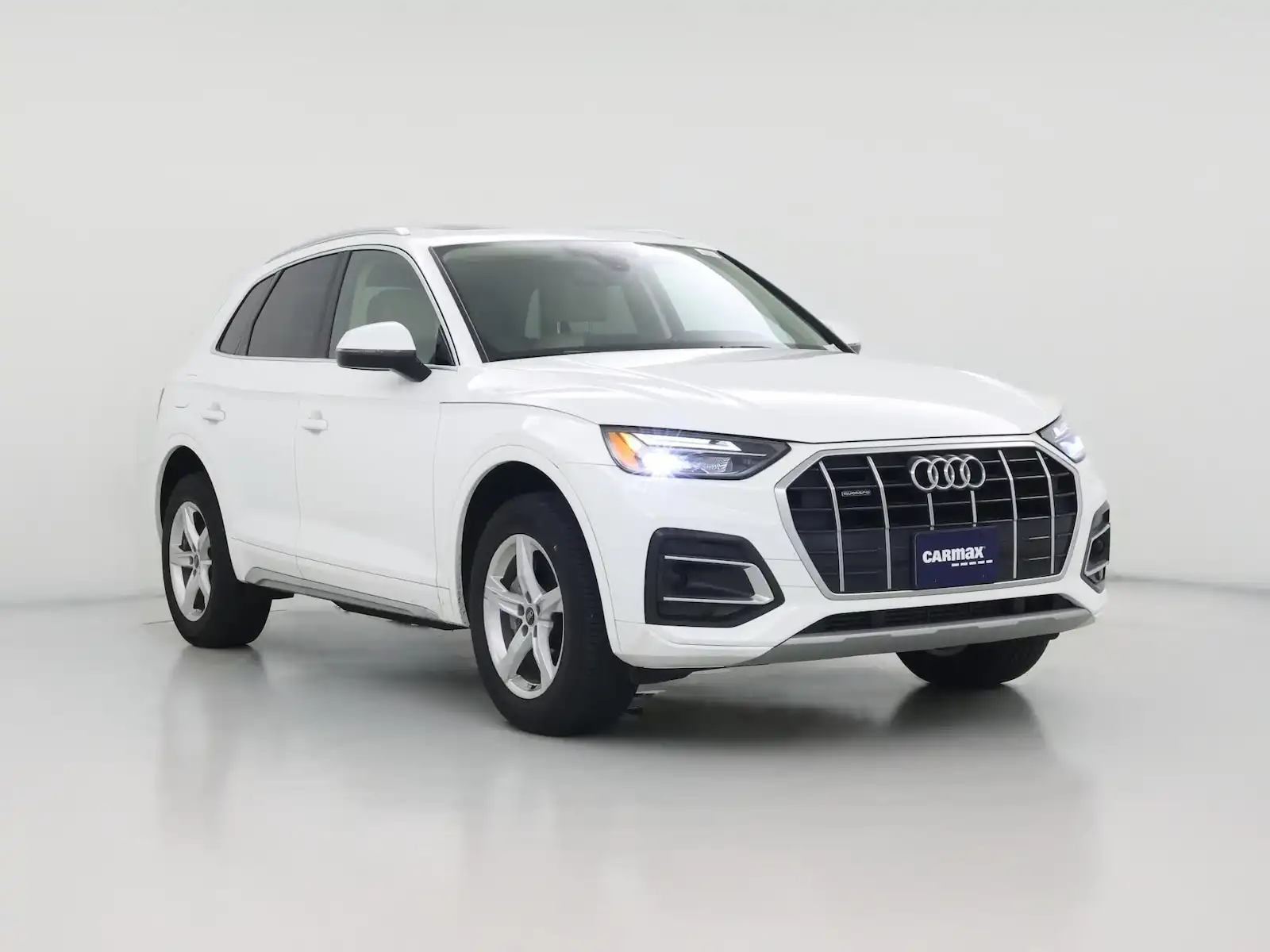 2023 Audi Q5 40 Premium's photo