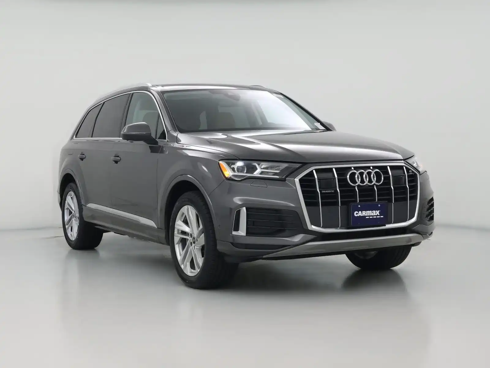 2023 Audi Q7 45 Premium quattro Tiptronic's photo