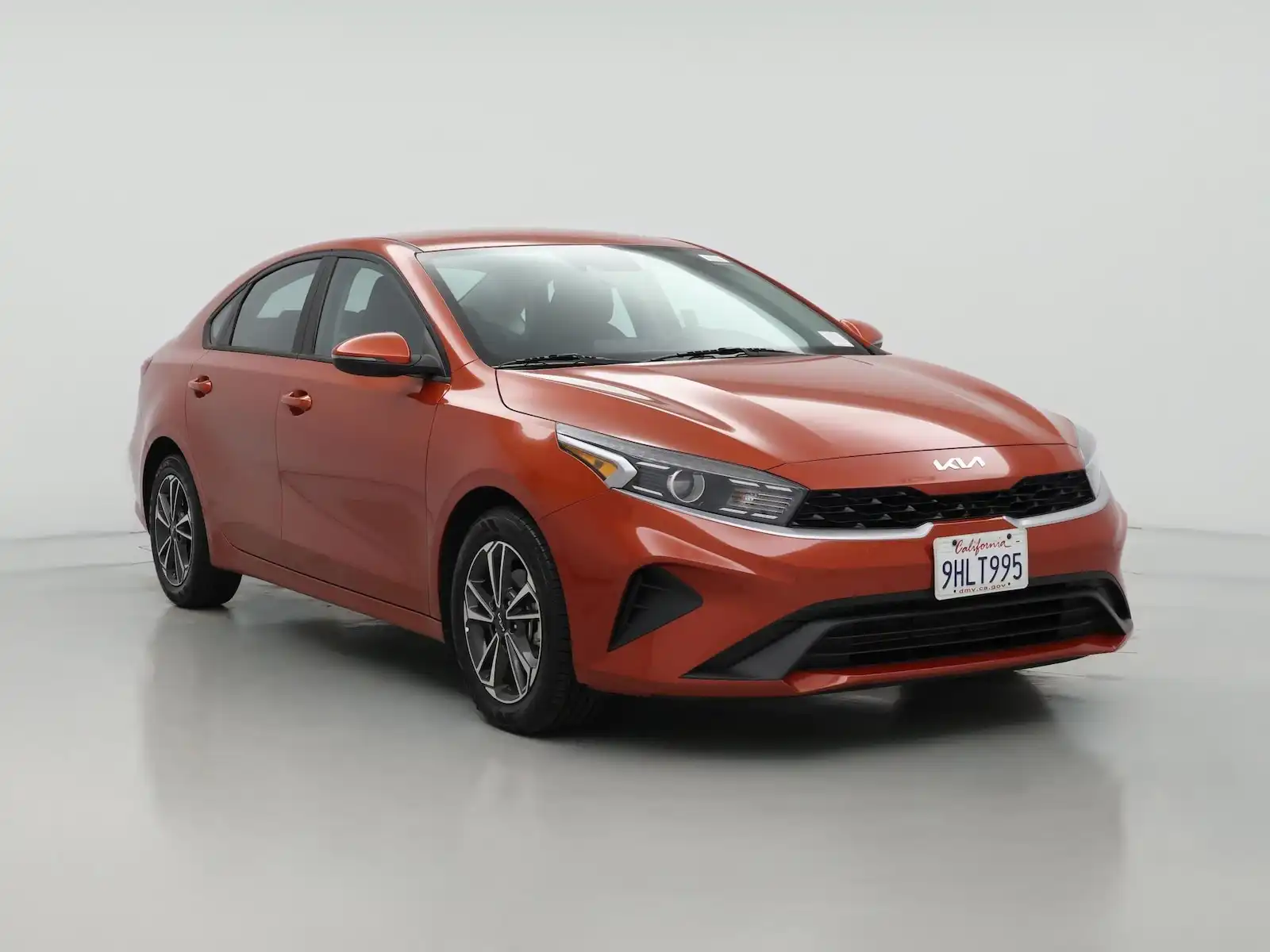 2023 Kia Forte LXS Auto's photo