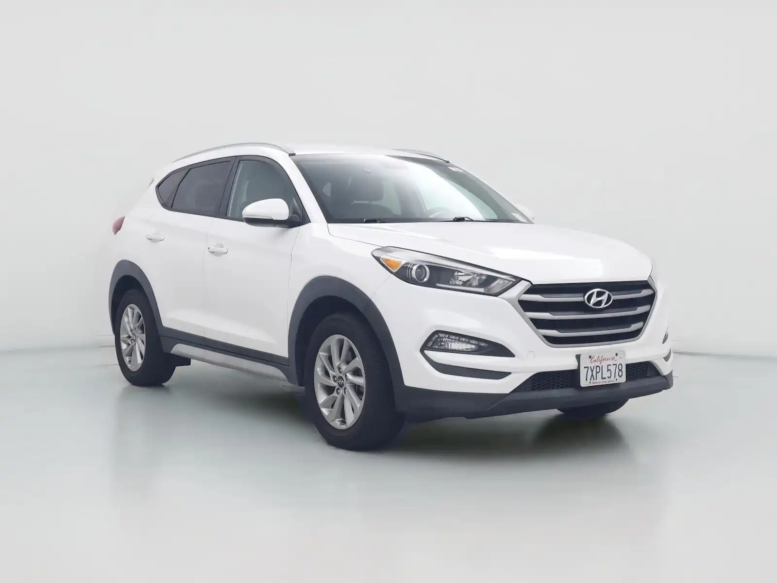2017 Hyundai Tucson SE AWD Plus's photo