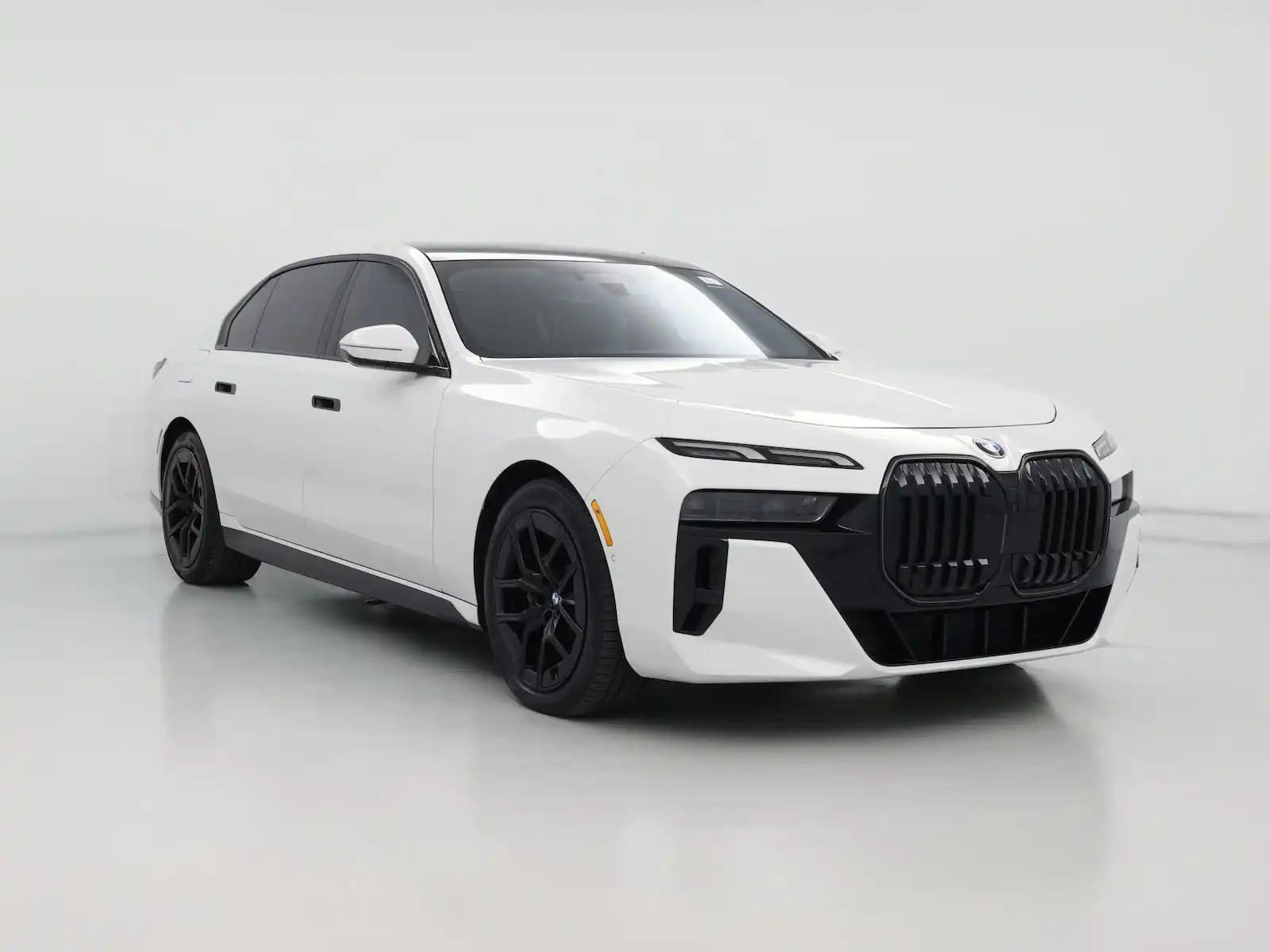 2025 BMW 7 Series 760i xDrive Sedan's photo