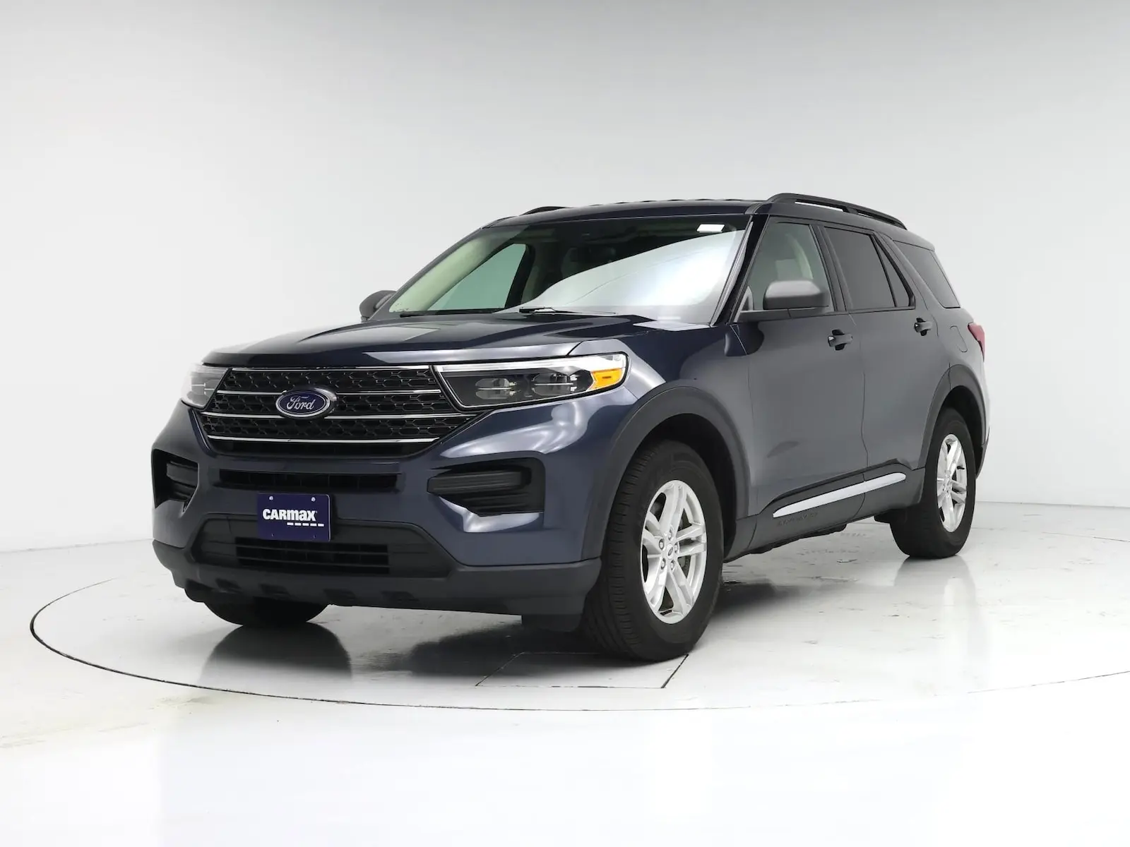 2023 Ford Explorer XLT 4WD photo 5